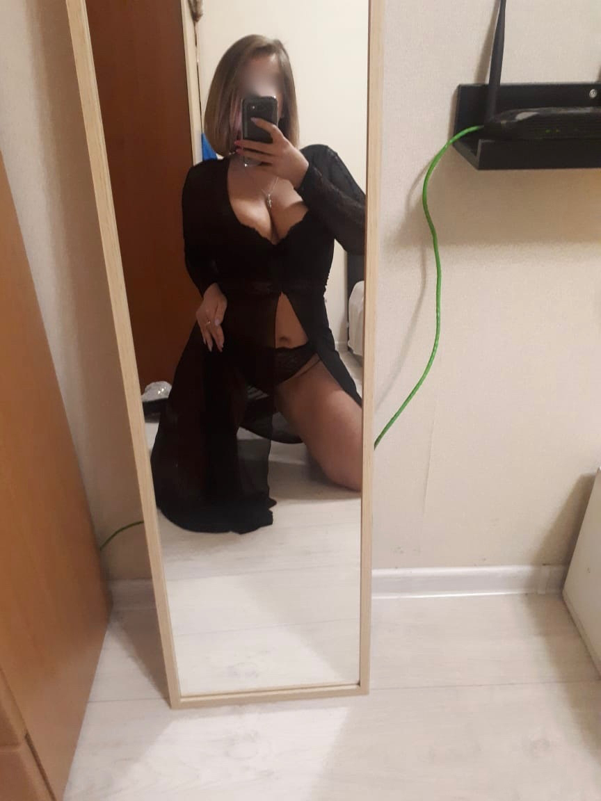 Проститутка Питера Инна с 4 размером груди предлагает интим услуги у метро Достоевская  +7(981)002-14-54 - фото 2