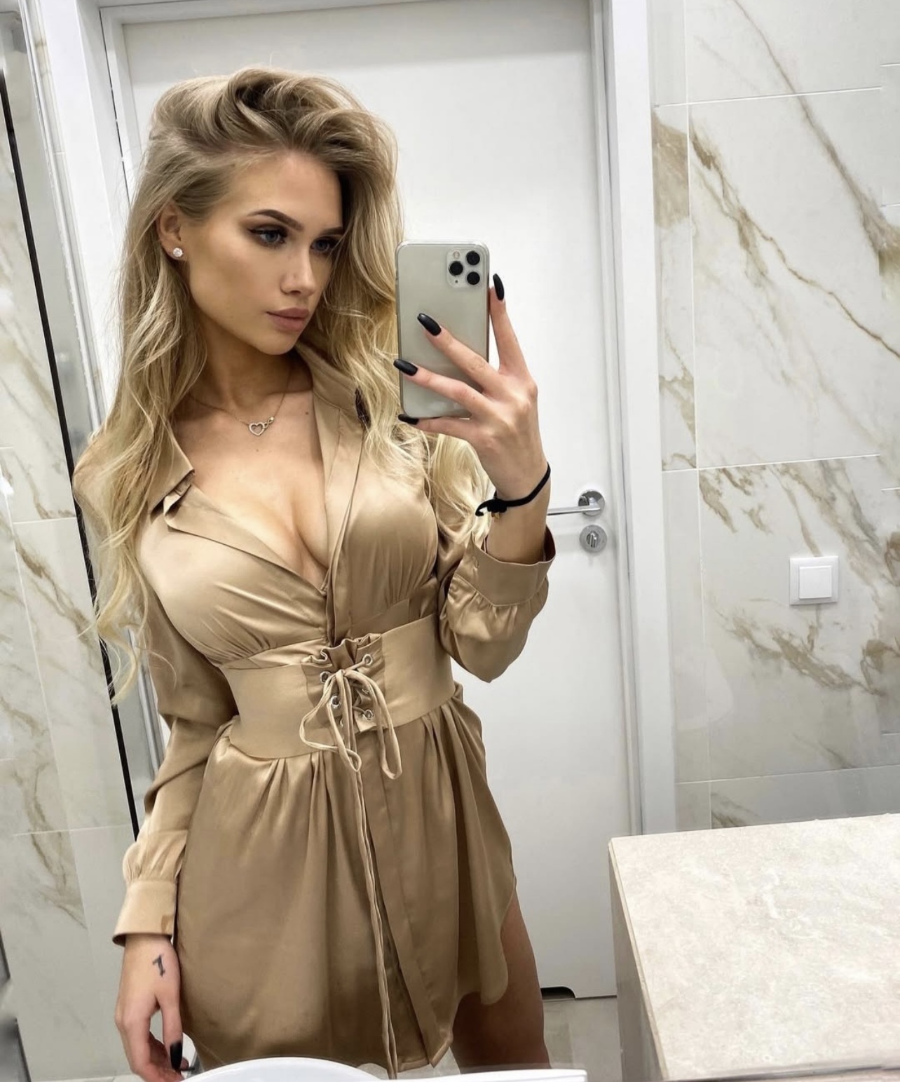 Проститутка Питера Каролина с 2 размером груди предлагает интим услуги у метро Петроградская  +7(921)946-50-58 - фото 4